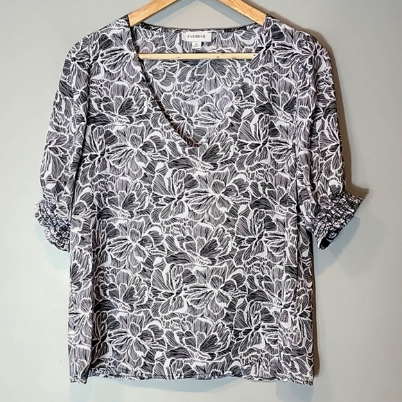 EVEREVE Gracie Blouse Floral Office Casual Size Medium - Picture 1 of 7
